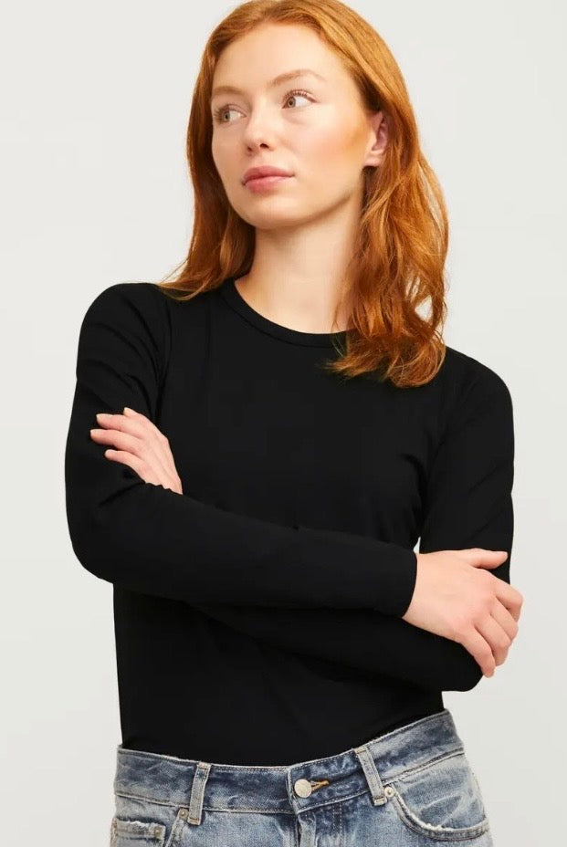 Shirt „Jxceline“ Schwarz