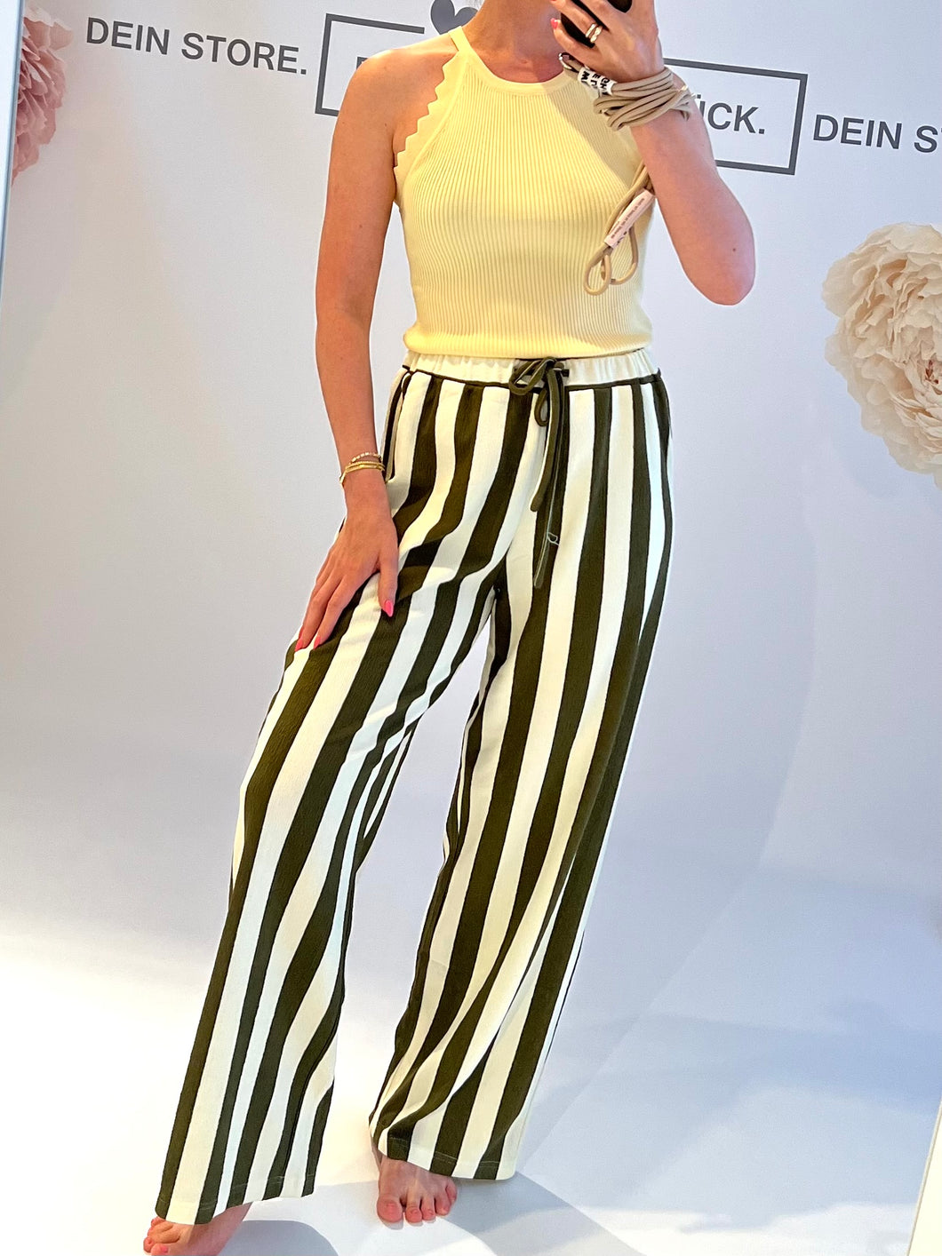 Hose „2401178“ Oliv/Creme