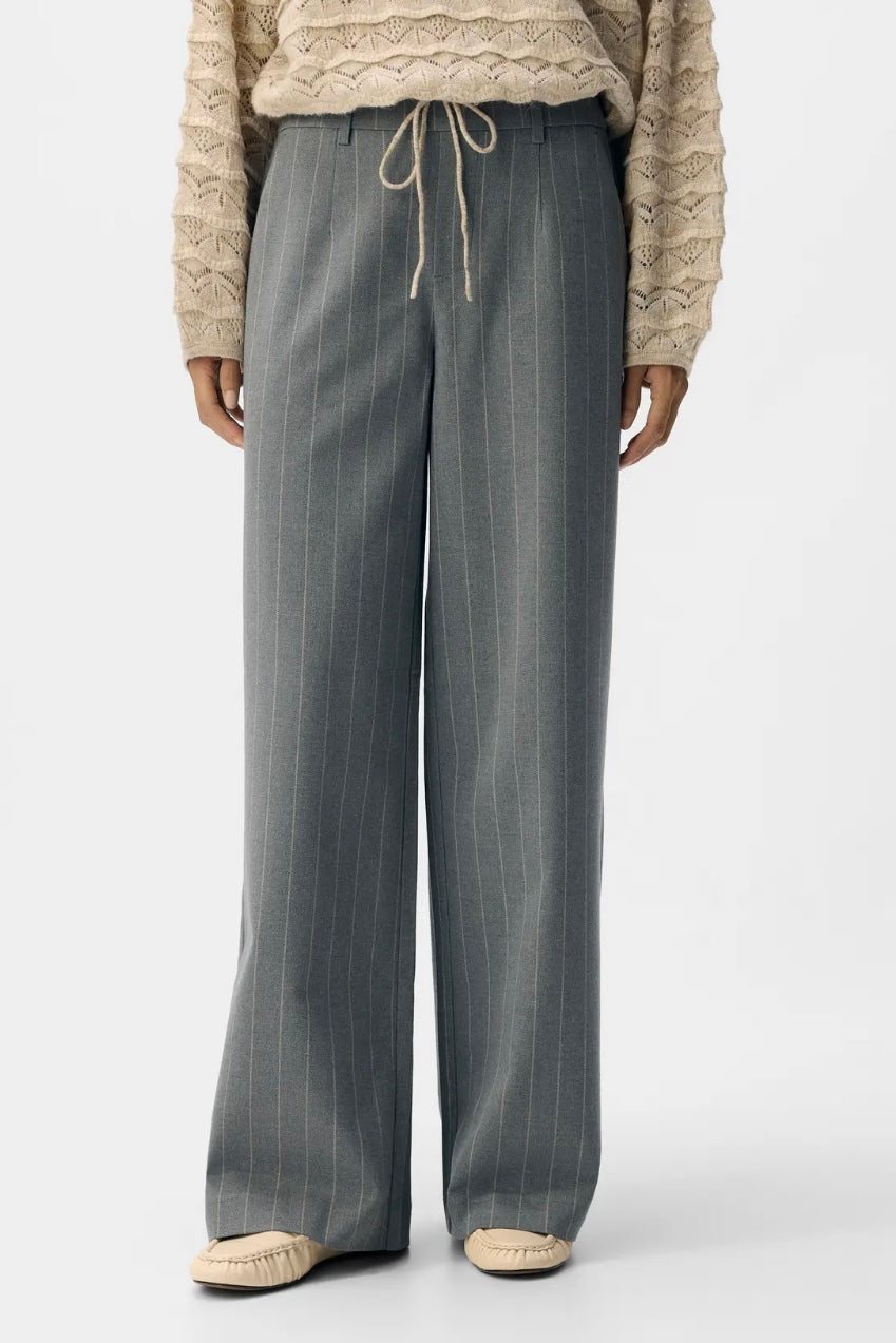 Hose „Objlisa“ Grau
